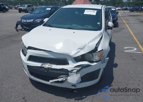 2015 Chevrolet Sonic Lt Auto из США, поврежденный, VIN 1G1JC6SH7F4202782
